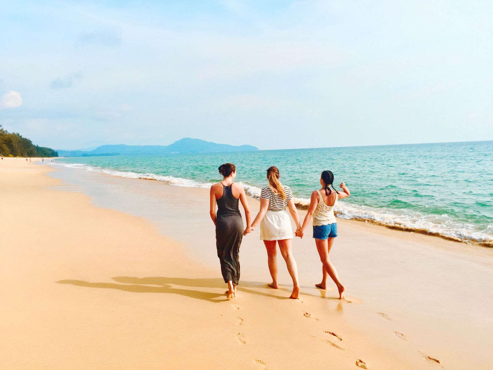 Au pairs enjoying an unforgettable journey abroad